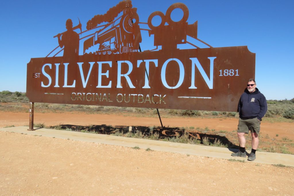 Silverton Town Sign